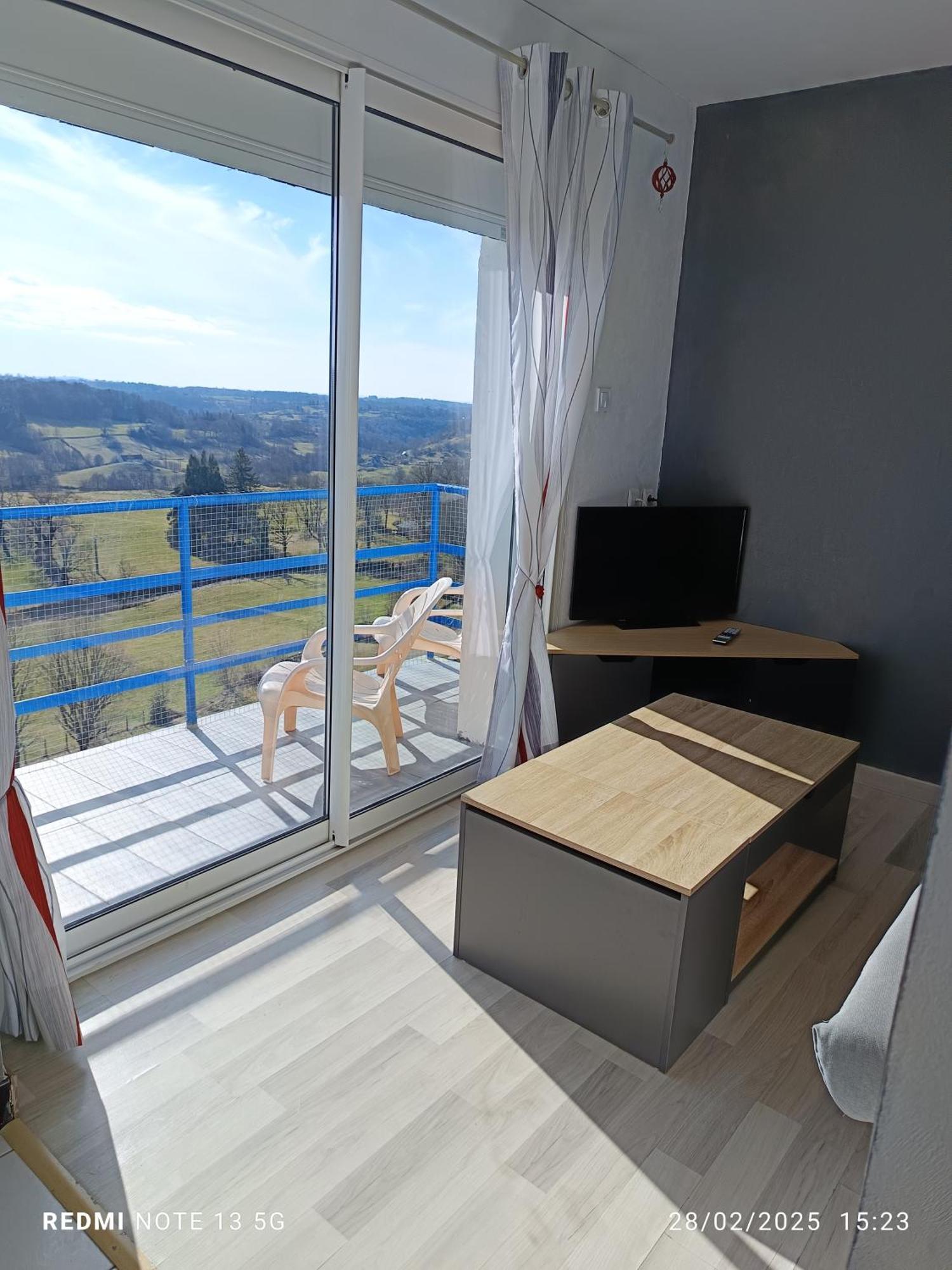 Bellevue Lägenhet La Tour-dʼAuvergne Exteriör bild